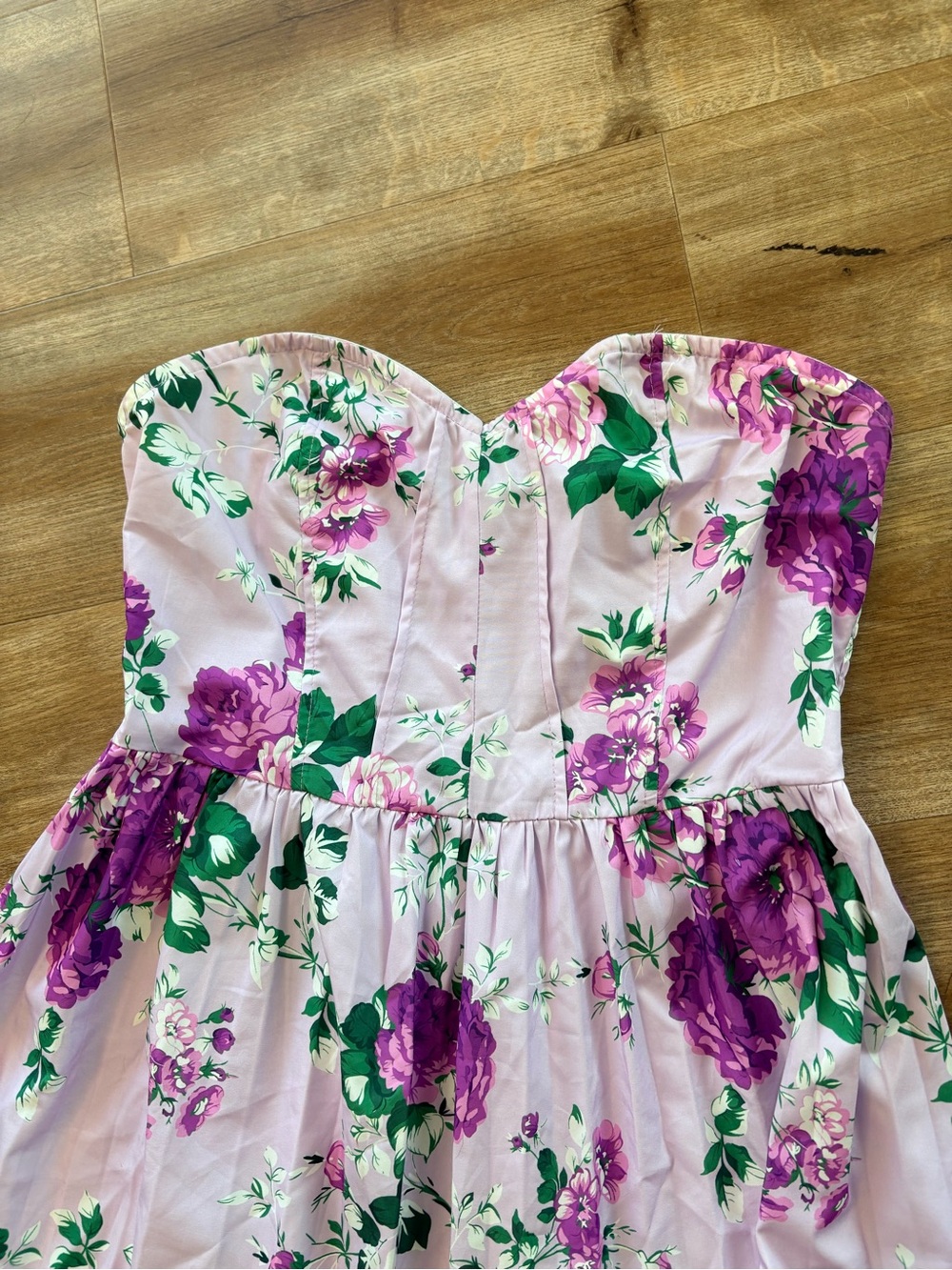 Women’s Floral Strapless Maxi Dress in Light purple - Picture 3 of 3